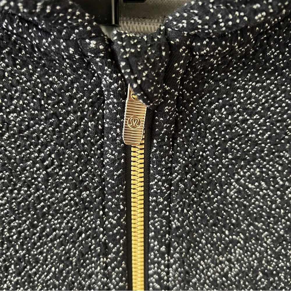 lululemon athletica preowned measurements